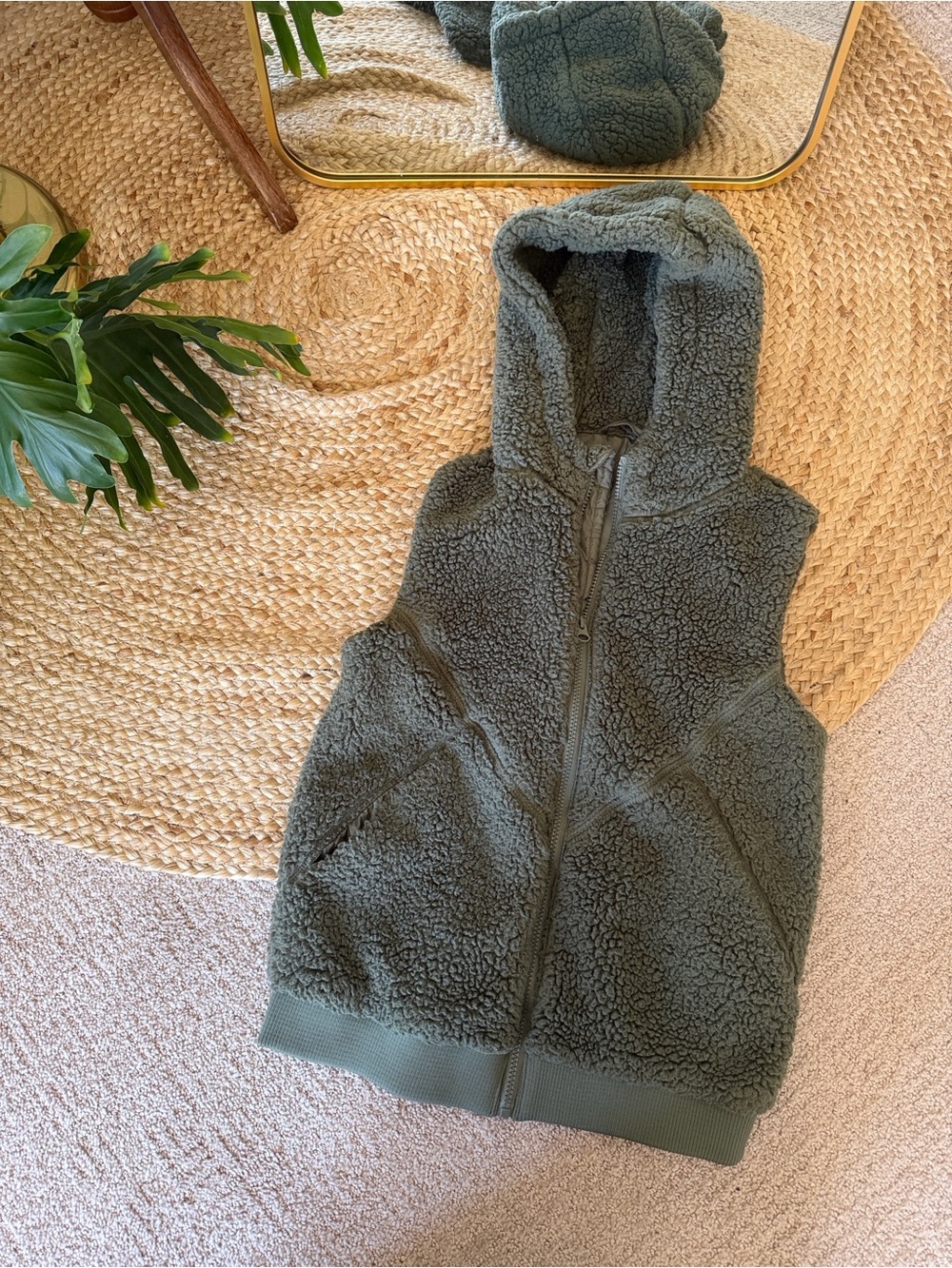 Sherpa Hooded Vest